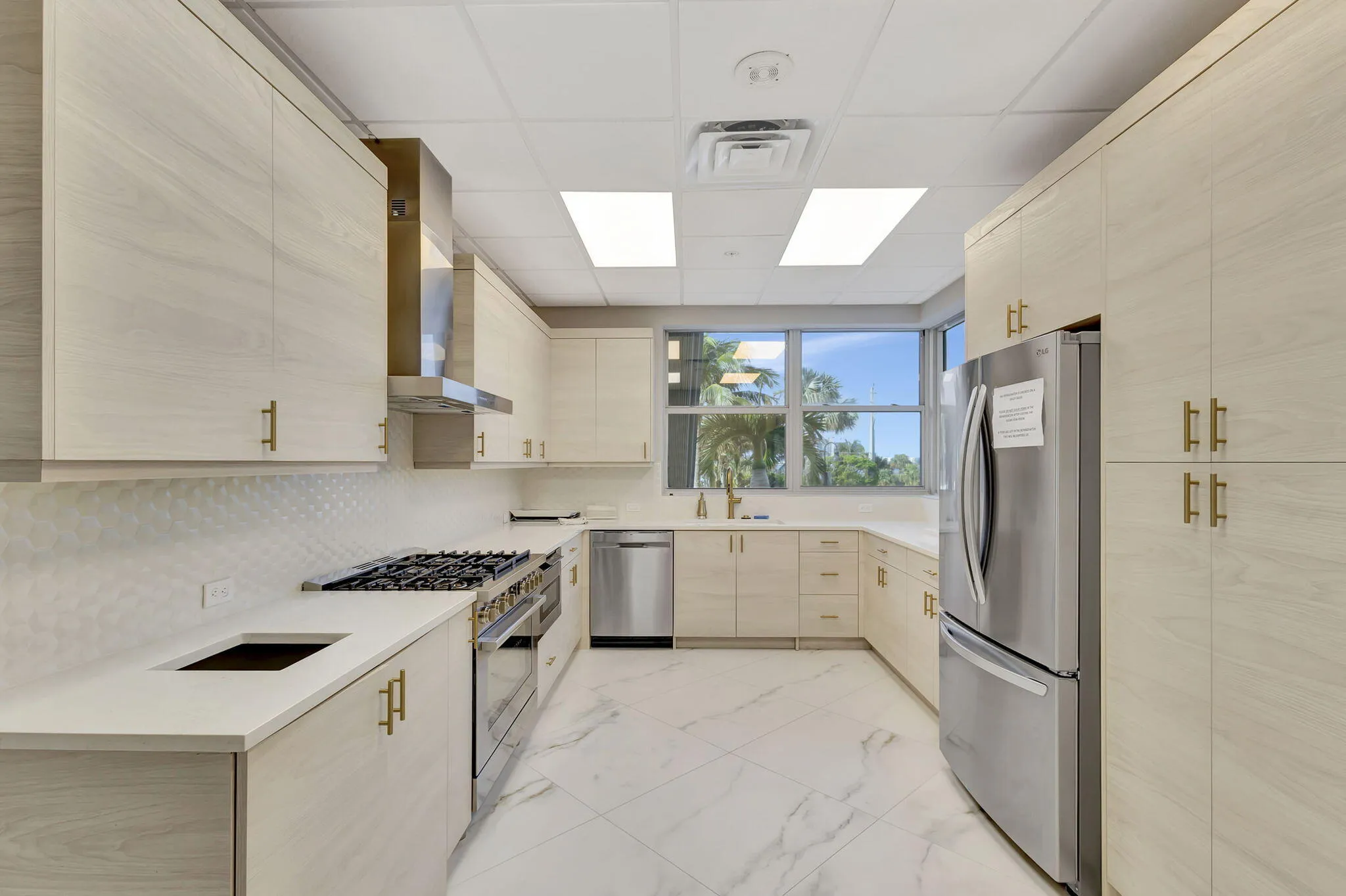 Social Room Kitchen
