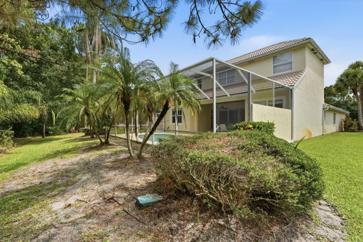 53-web-or-mls-6483_SE_Wild_Olive_Lane_05