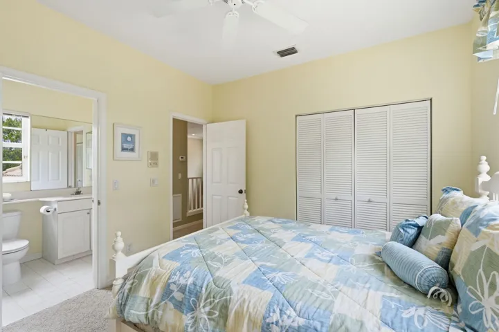21-web-or-mls-6483_SE_Wild_Olive_Lane_02