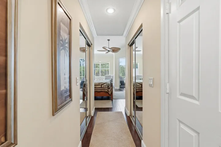 6-web-or-mls-6483_SE_Wild_Olive_Lane_006