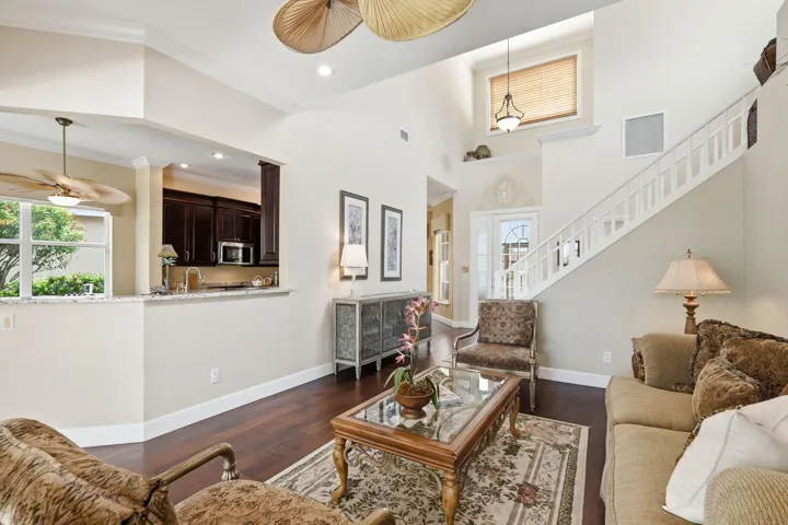 33-web-or-mls-6483_SE_Wild_Olive_Lane_03