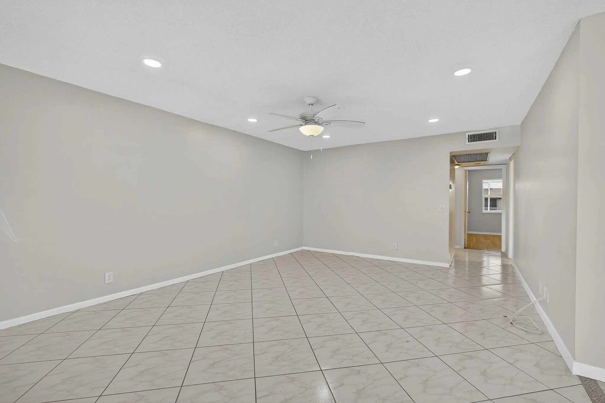 10-web-or-mls-BS1A5392