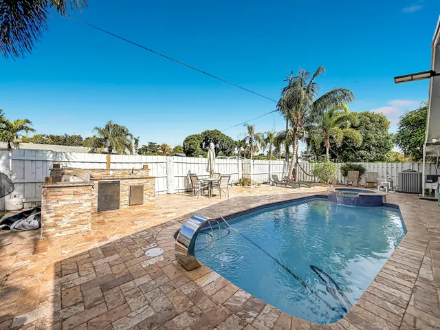 3119 Indian Trail-86