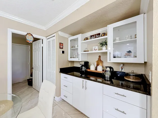 3119 Indian Trail-44