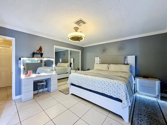 3119 Indian Trail-77