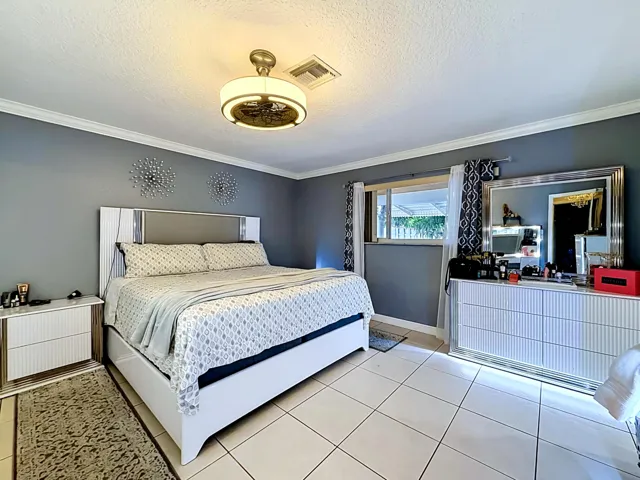 3119 Indian Trail-75