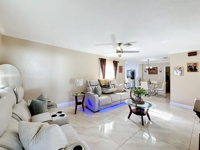 3119 Indian Trail-39