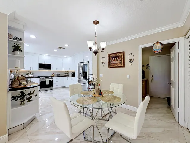 3119 Indian Trail-43