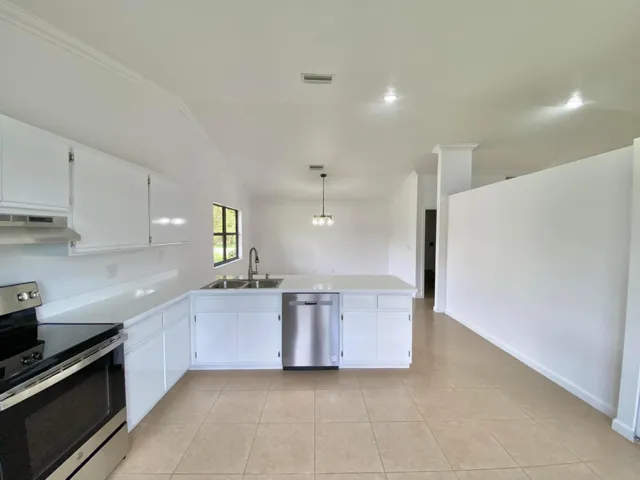 Open Kitchen