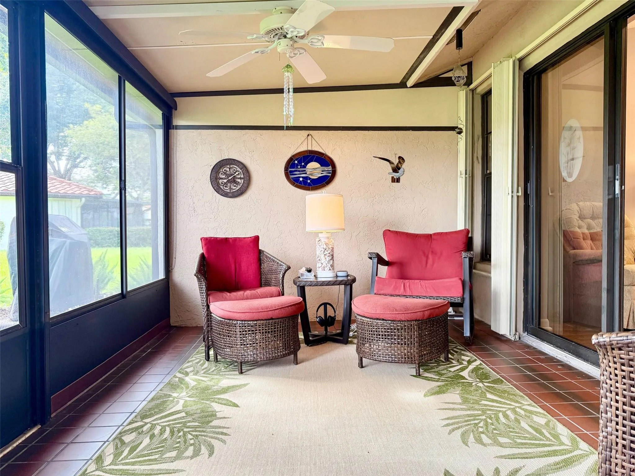 Enclosed Lanai w AC