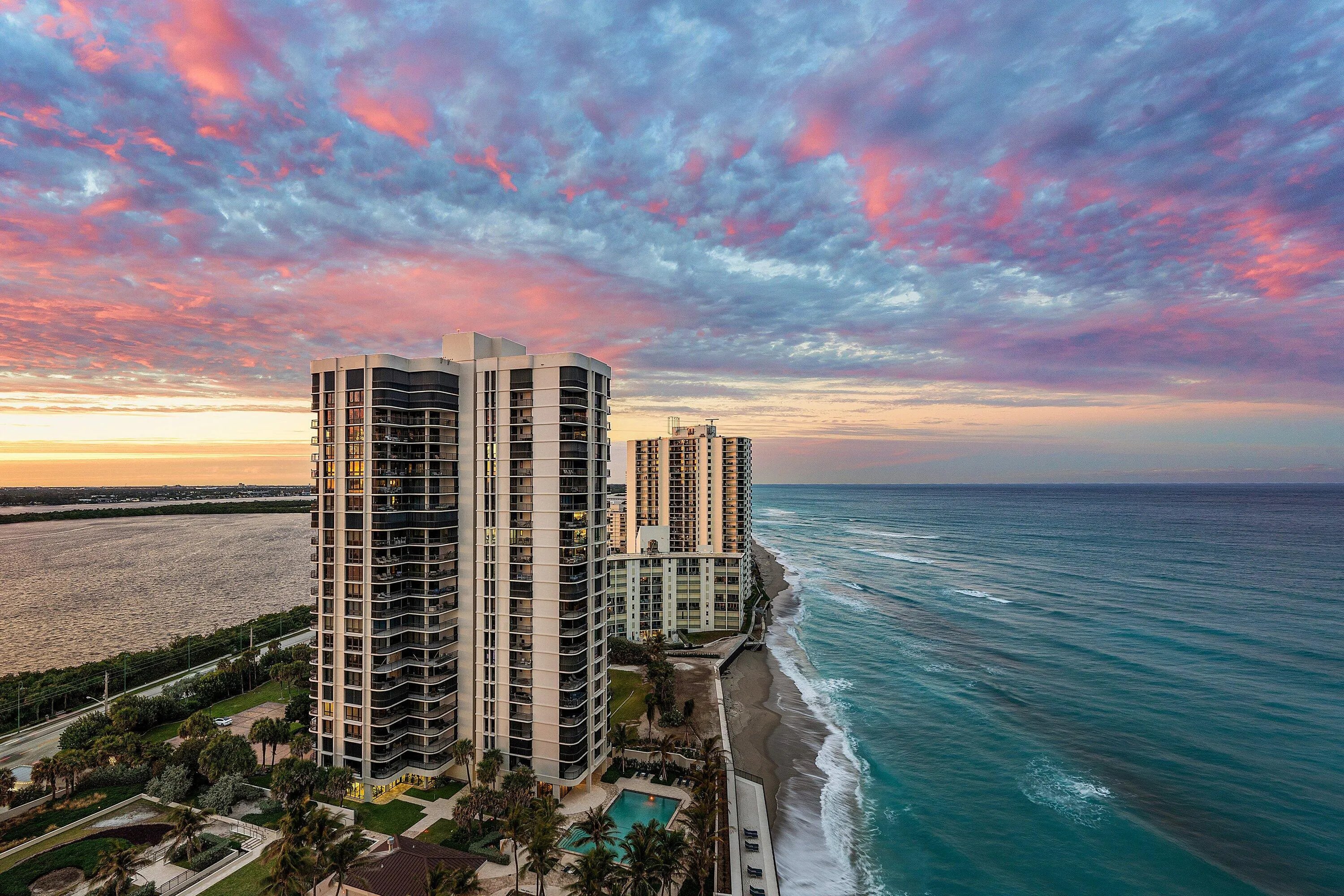 077-5380NorthOceanDrive-RivieraBeach-FL-