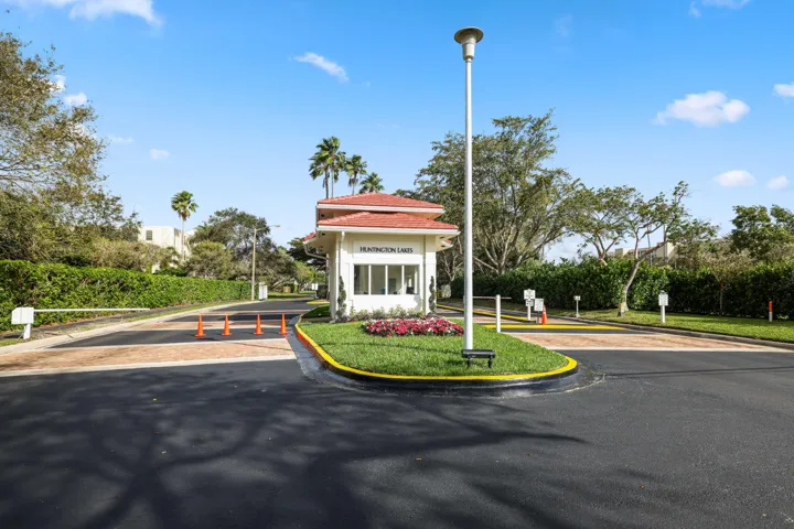 Guard Gate
