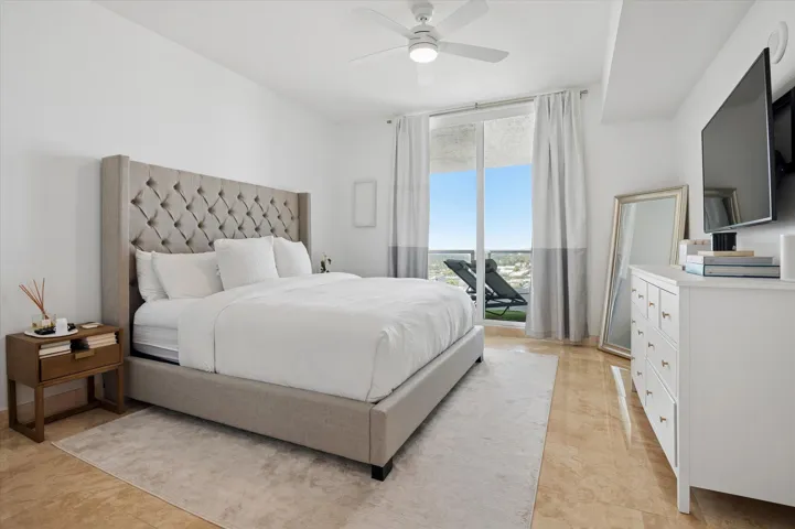 13-Giacobbi-315 NE 3rd Ave #2108-7