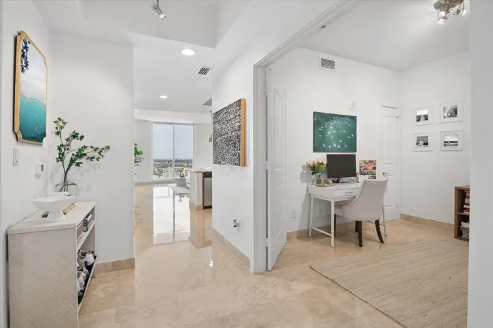 02-Giacobbi-315 NE 3rd Ave #2108-1