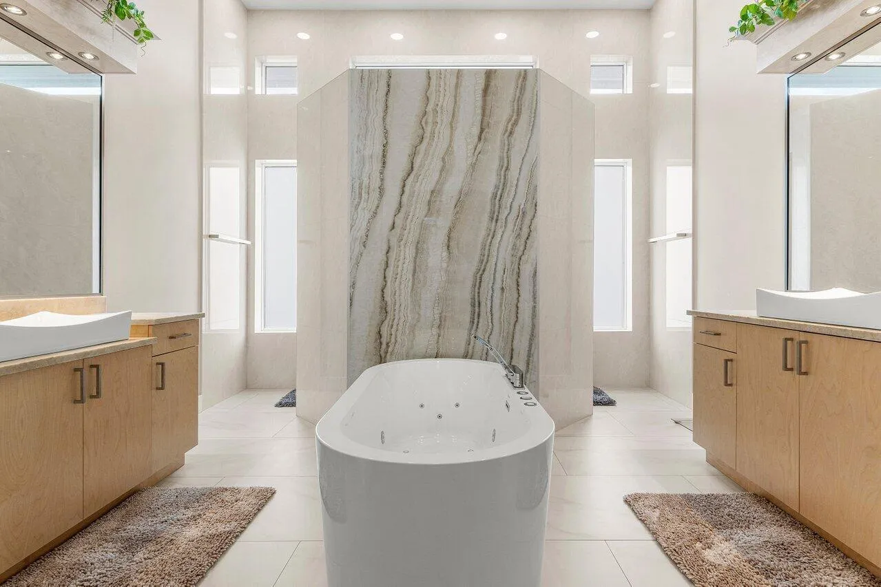 Primary bath