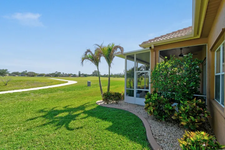 332NWStratfordLn(56)