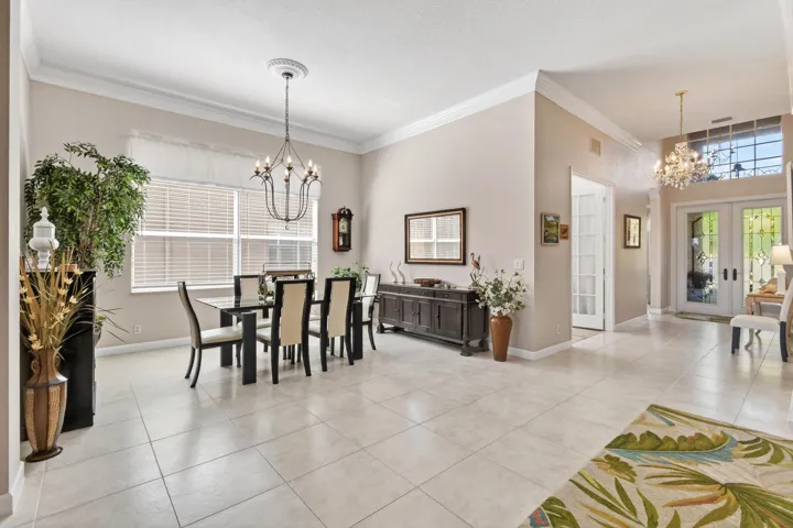 332NWStratfordLn(16)