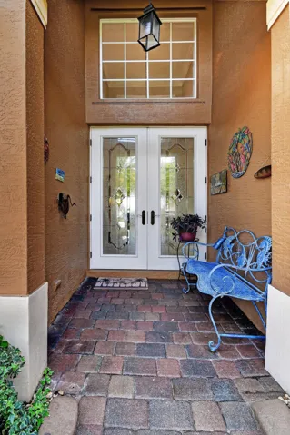 332NWStratfordLn(7)