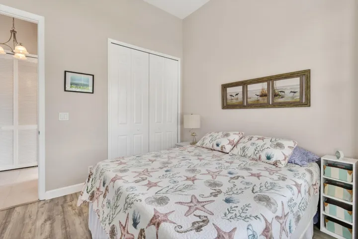 332NWStratfordLn(45)