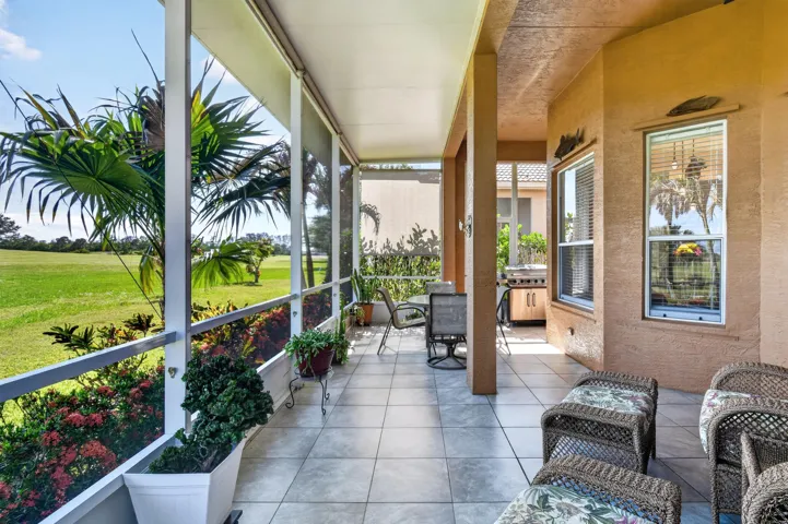 332NWStratfordLn(55)