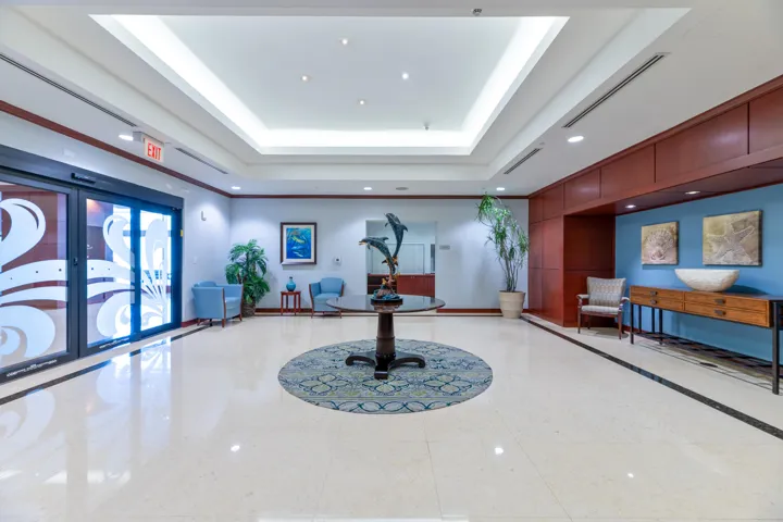 lobby 2
