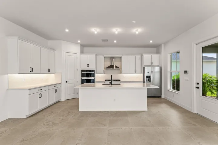US_SEF_SEASIDE_LOT 203_KITCHEN