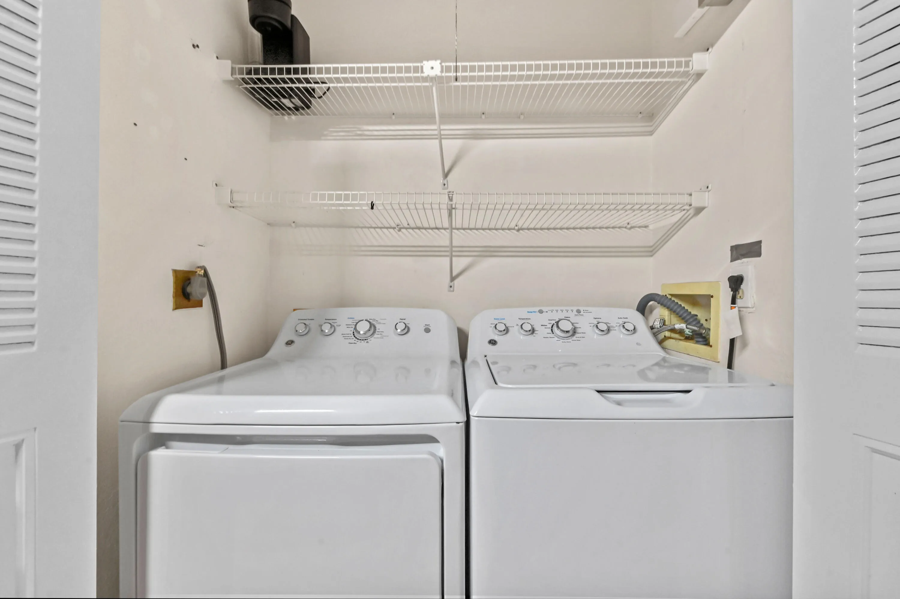 11 Laundry room 01