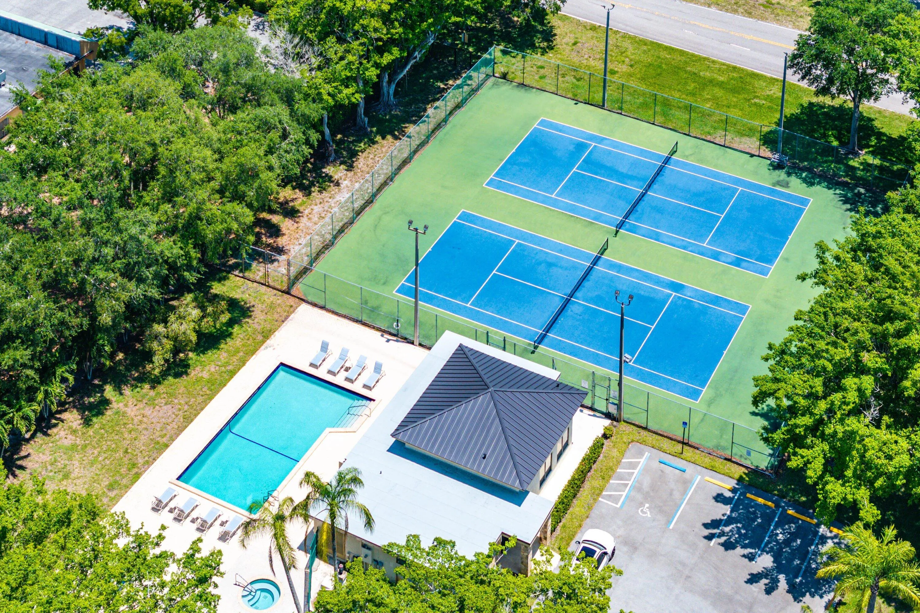 Tennis