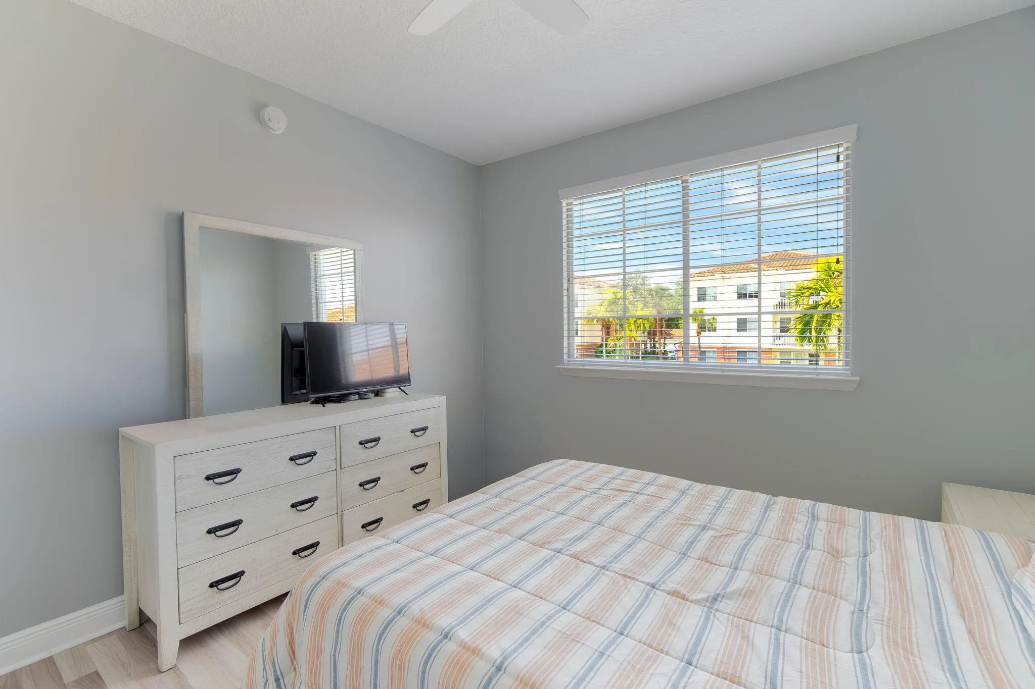 14-web-or-mls-DSC04185