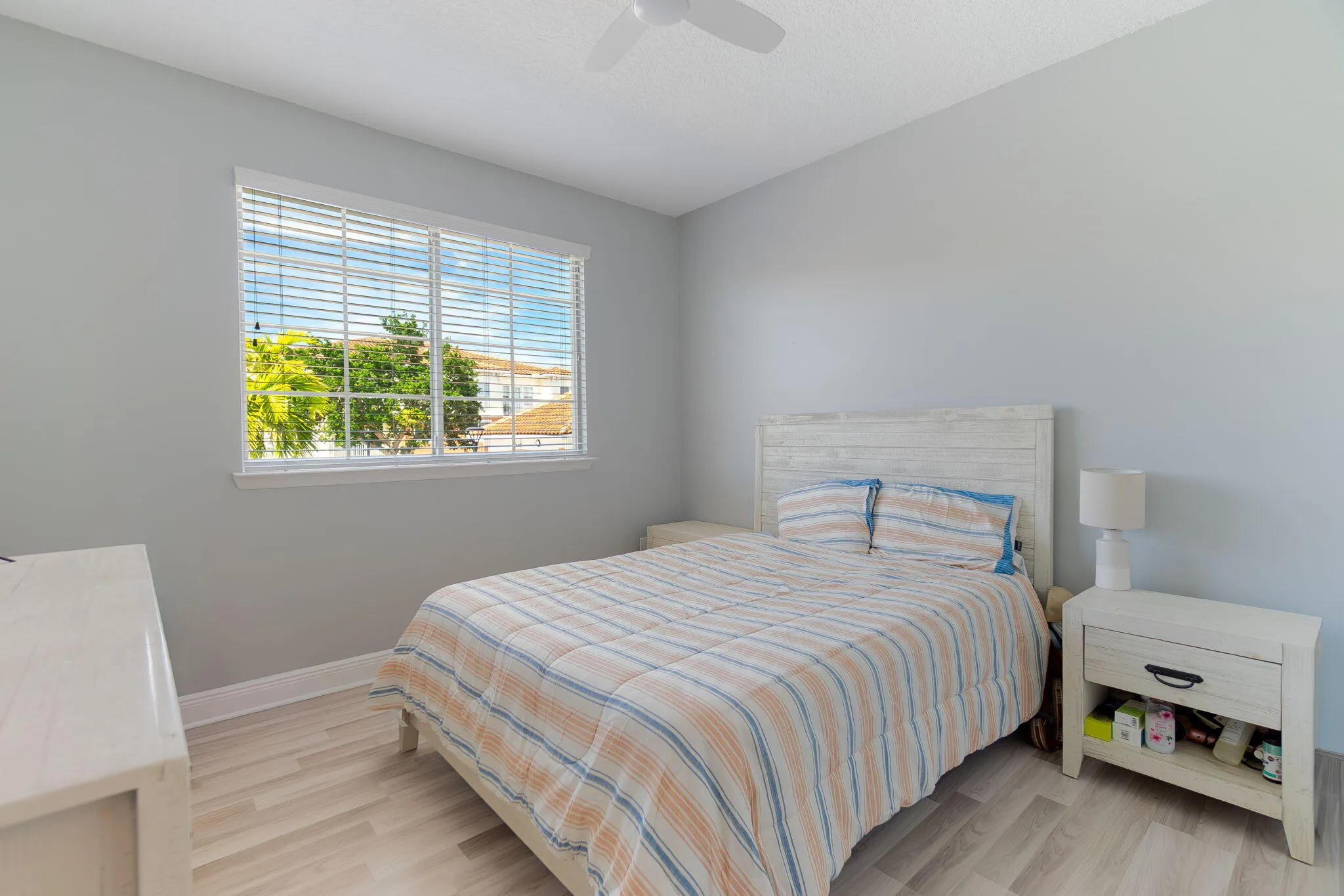 13-web-or-mls-DSC04183
