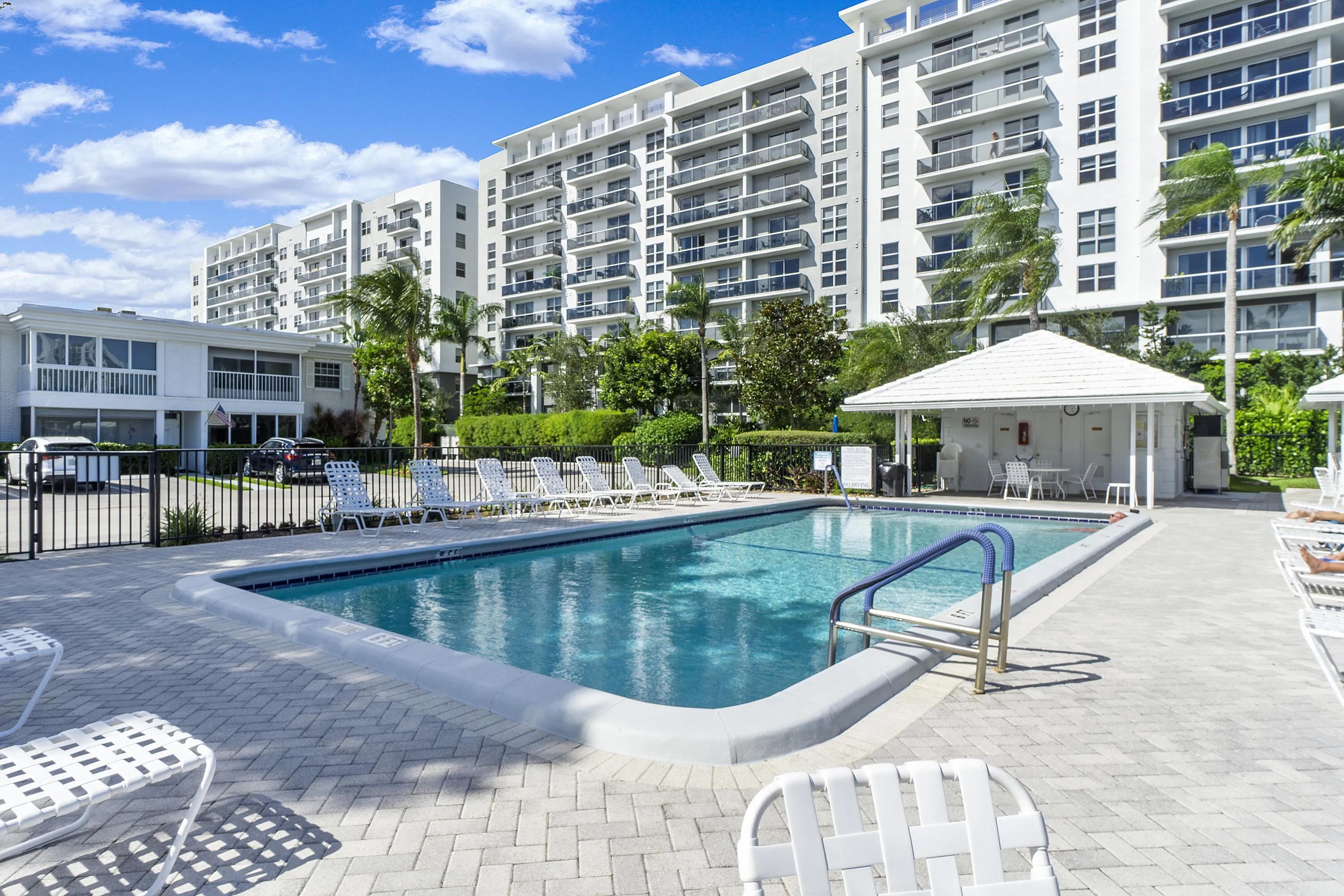 6375 Bay Club Dr Apt3_03
