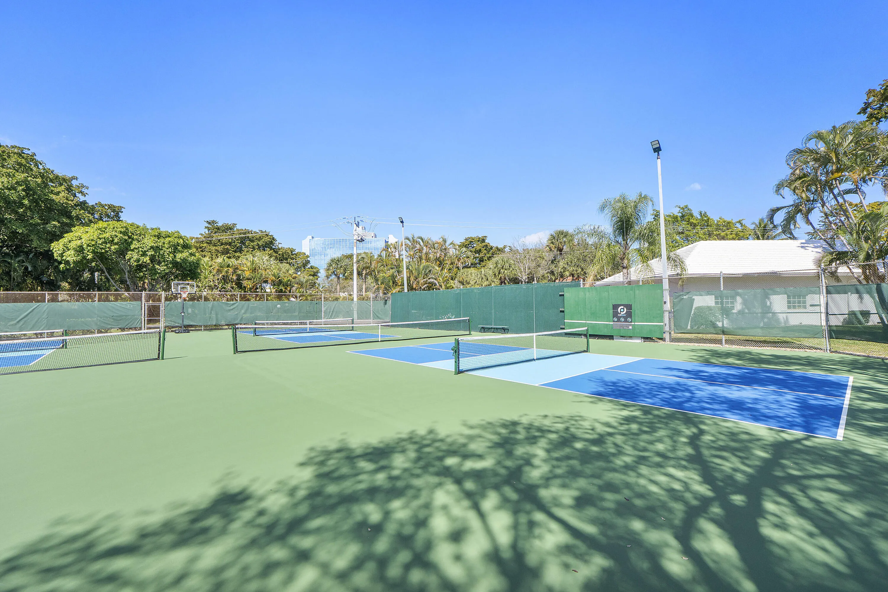 6517 Bay Club Dr unit 4_052