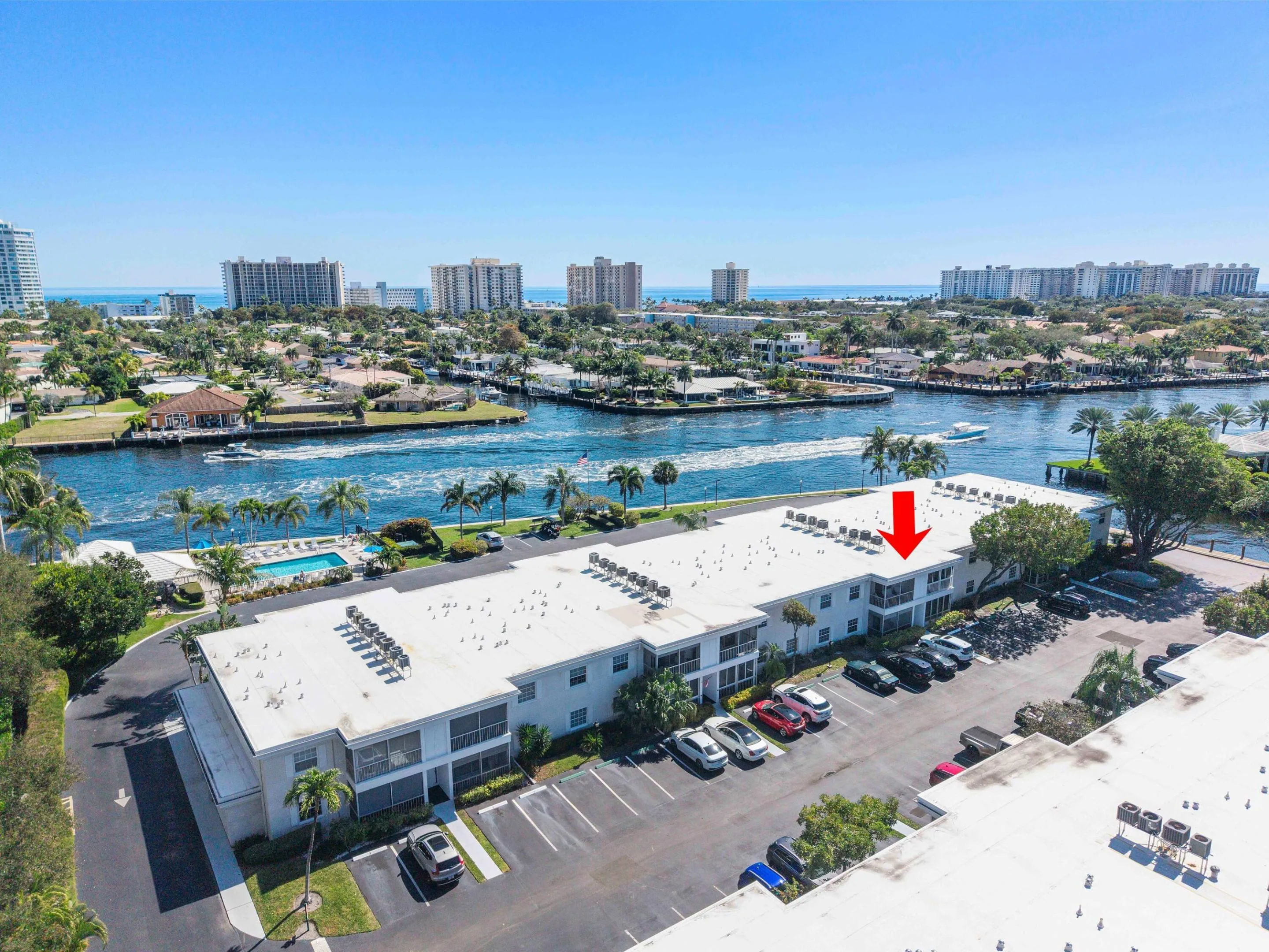 6517 Bay Club #4 1