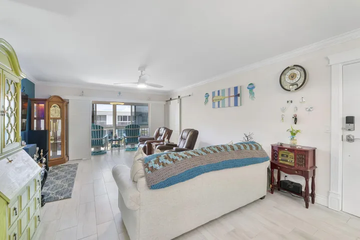 6517 Bay Club Dr unit 4_015