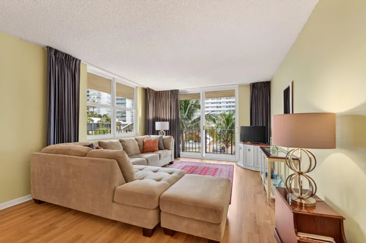 8-web-or-mls-DSC08846 2