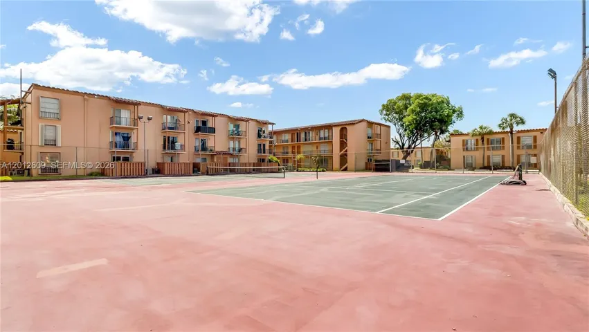 Community Tennis Courts