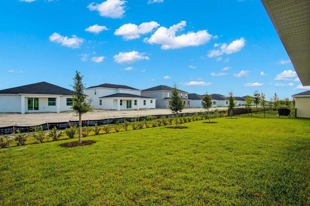 Property photo 35