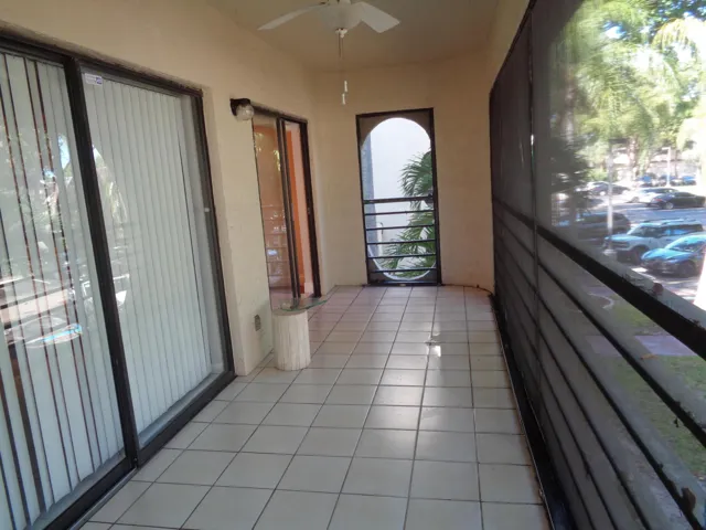 6328 Longboat Balcony