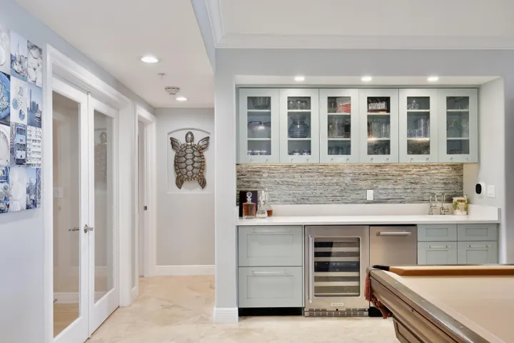 Beverage Center