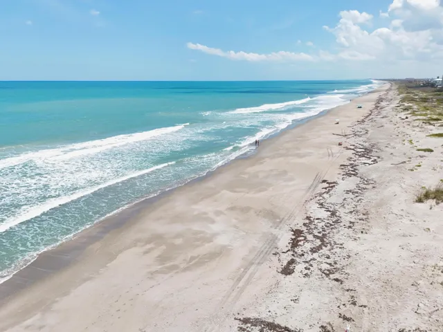 Expansive Beachfront