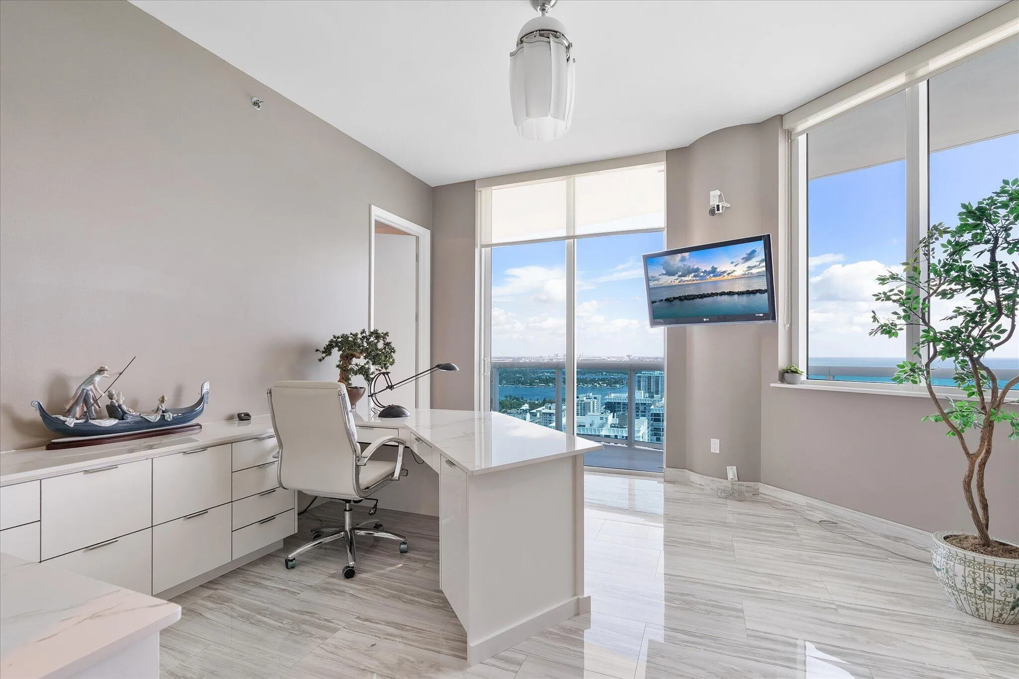 055-2711 S Ocean Dr unit 3602_055