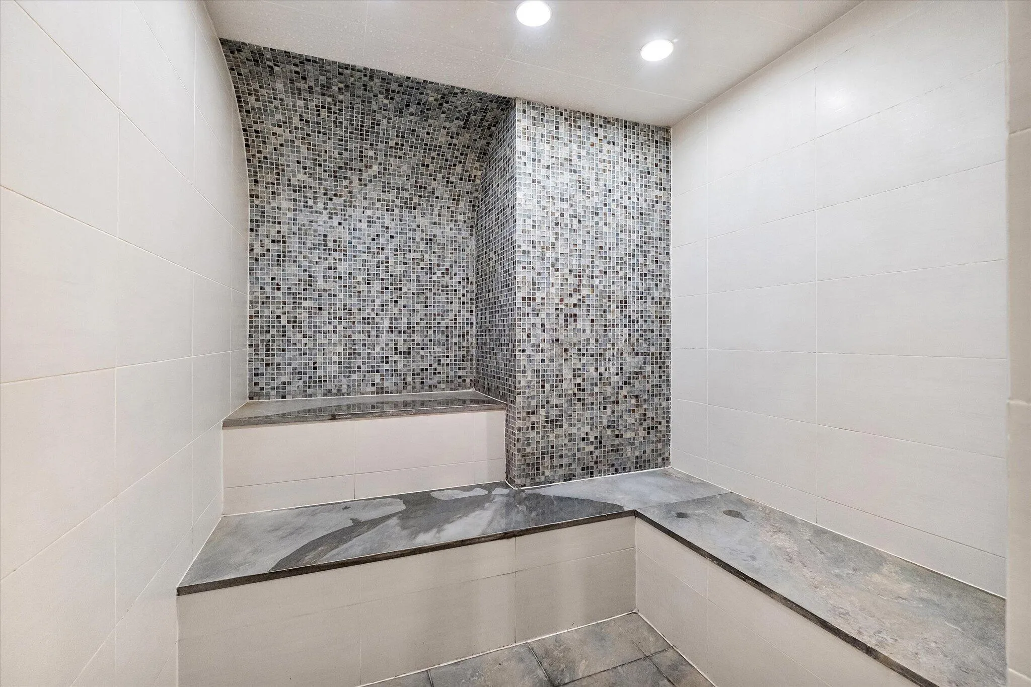 133-2711 S Ocean Dr Unit 3602_Amenities_