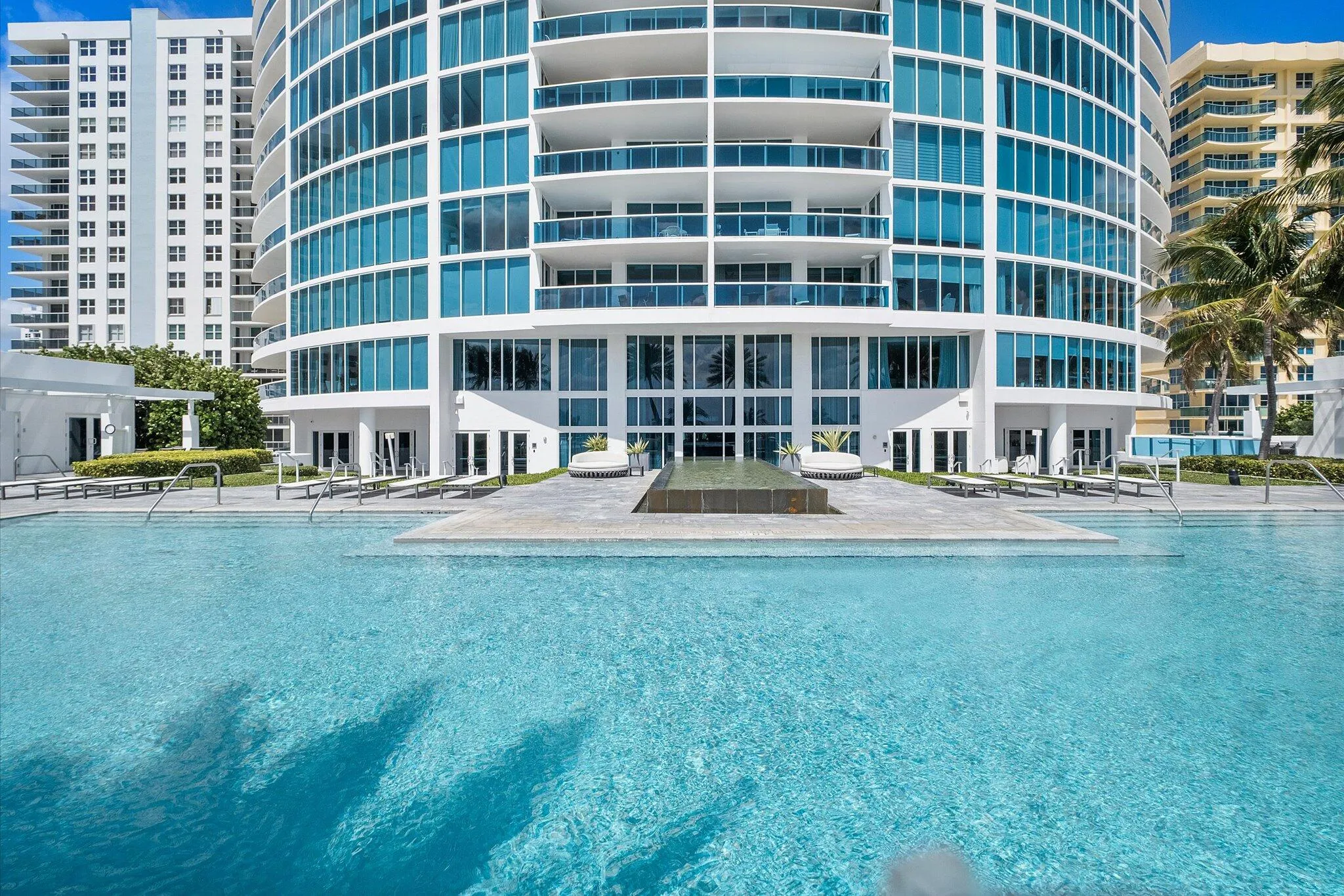 138-2711 S Ocean Dr Unit 3602_Amenities_