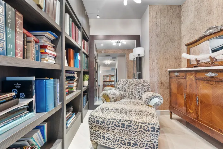 048-2711 S Ocean Dr unit 3602_048