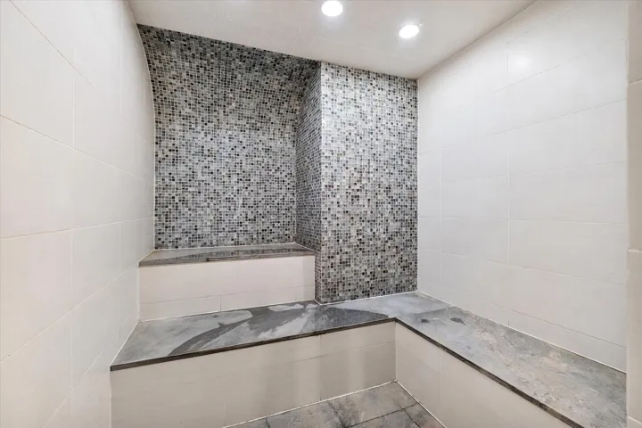 133-2711 S Ocean Dr Unit 3602_Amenities_