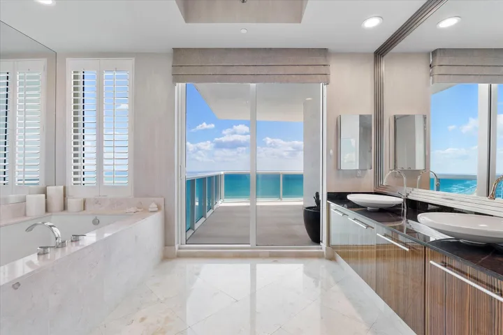 034-2711 S Ocean Dr unit 3602_034