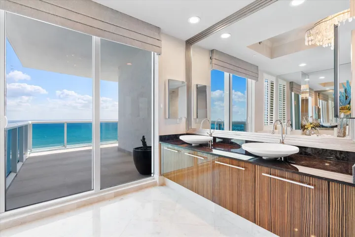 036-2711 S Ocean Dr unit 3602_036