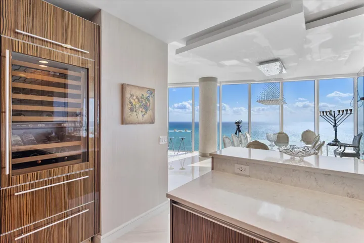 024-2711 S Ocean Dr unit 3602_024