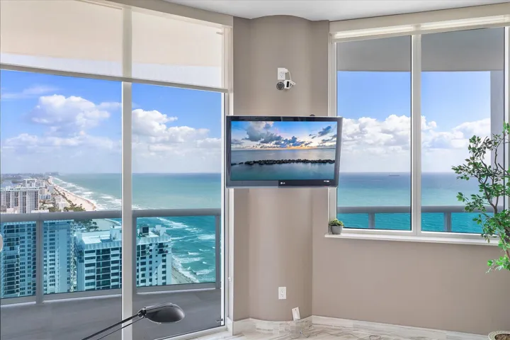 056-2711 S Ocean Dr unit 3602_056