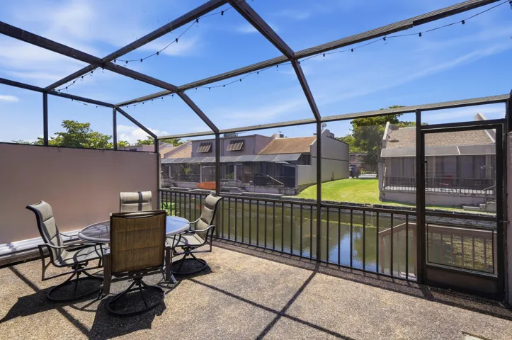 Screened patio